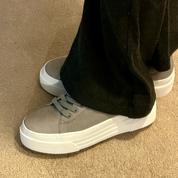 JSLIDES Low Cut Platform Suede Sneaker - Picture 15 of 16